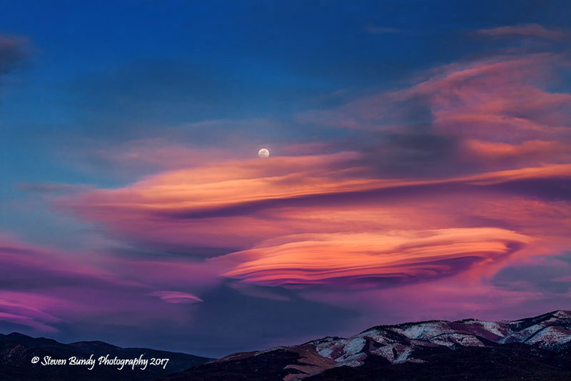 Lenticular Moonrise – Taos, NM – 2017