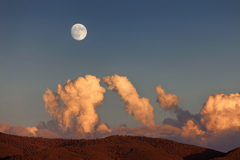 Moonrise Sunset – Taos, NM – 2017